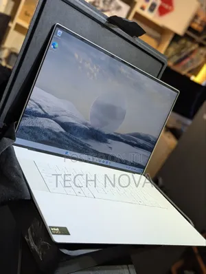 New Laptop Dell XPS 16 9640 64GB Intel Core Ultra 9 SSD 1T