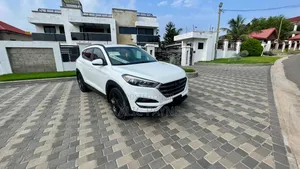 Hyundai Tucson Sport AWD 2017 White