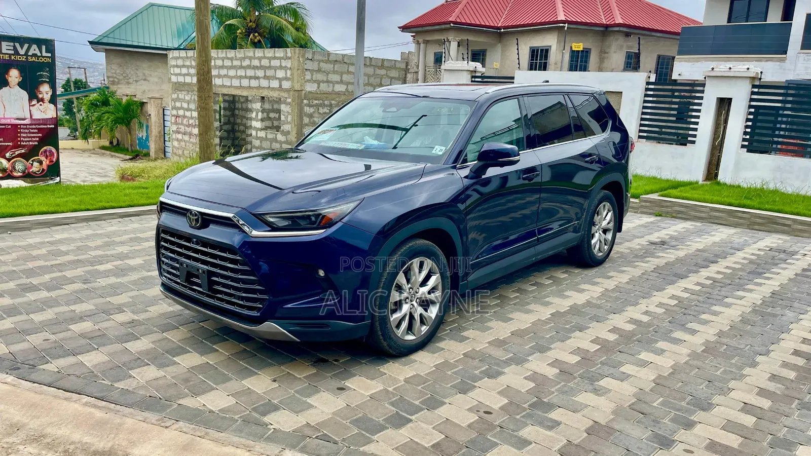 Toyota Grand Highlander Limited AWD 2024 Blue