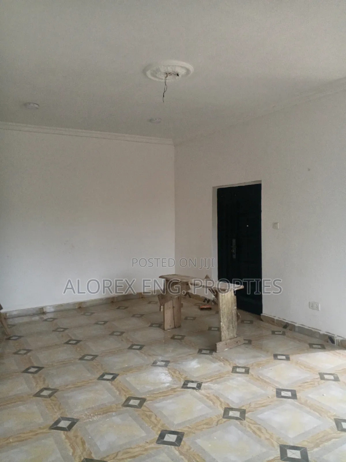 5bdrm Duplex in Pantang Hospital, Pentecost for rent