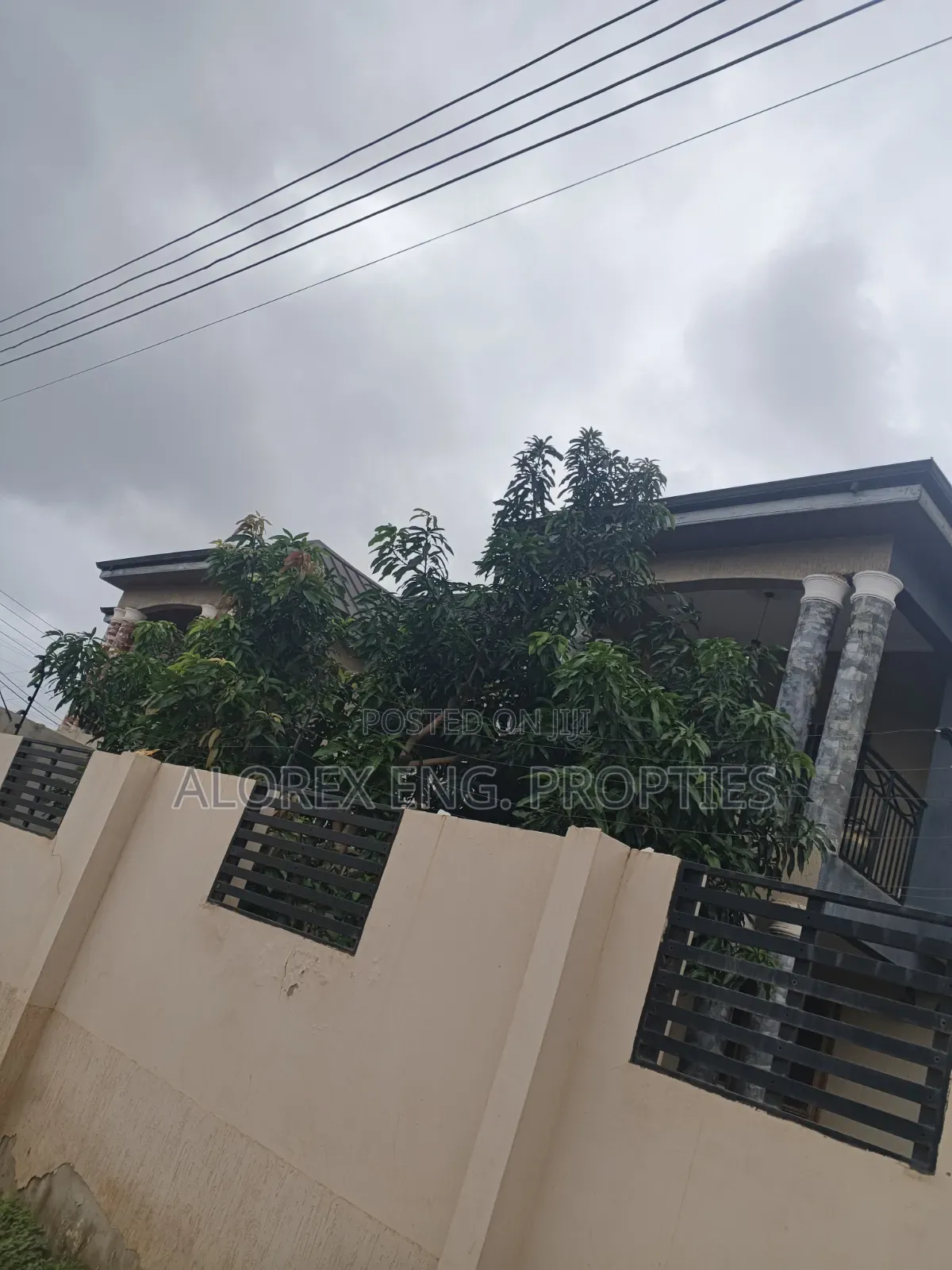 5bdrm Duplex in Pantang Hospital, Pentecost for rent