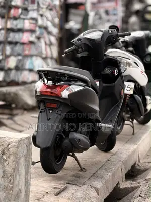 Yamaha 2017 Gold