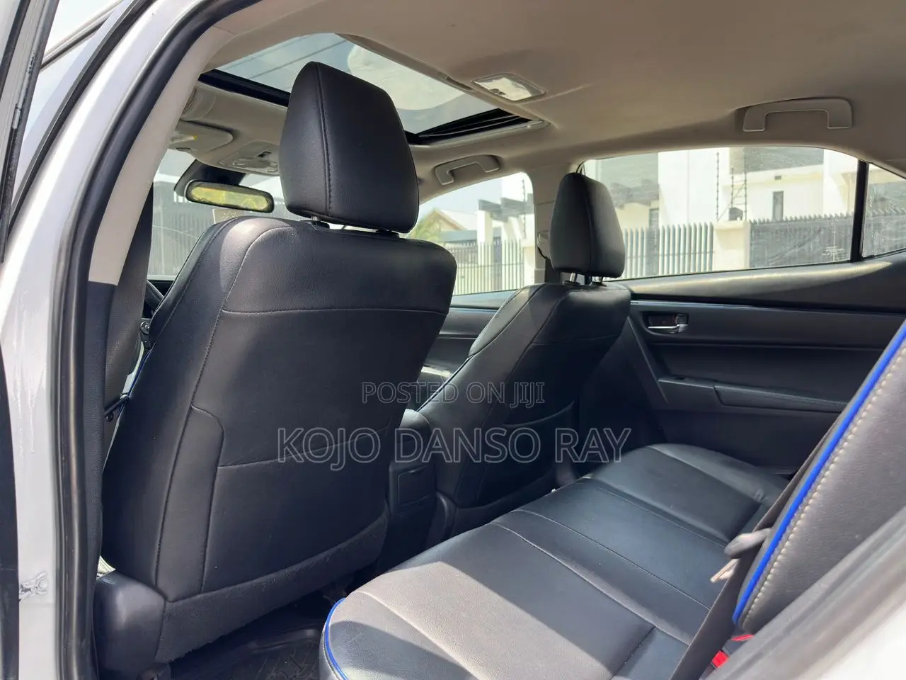 Toyota Corolla XSE 4dr Sedan (1.8L 4cyl CVT) 2017 White