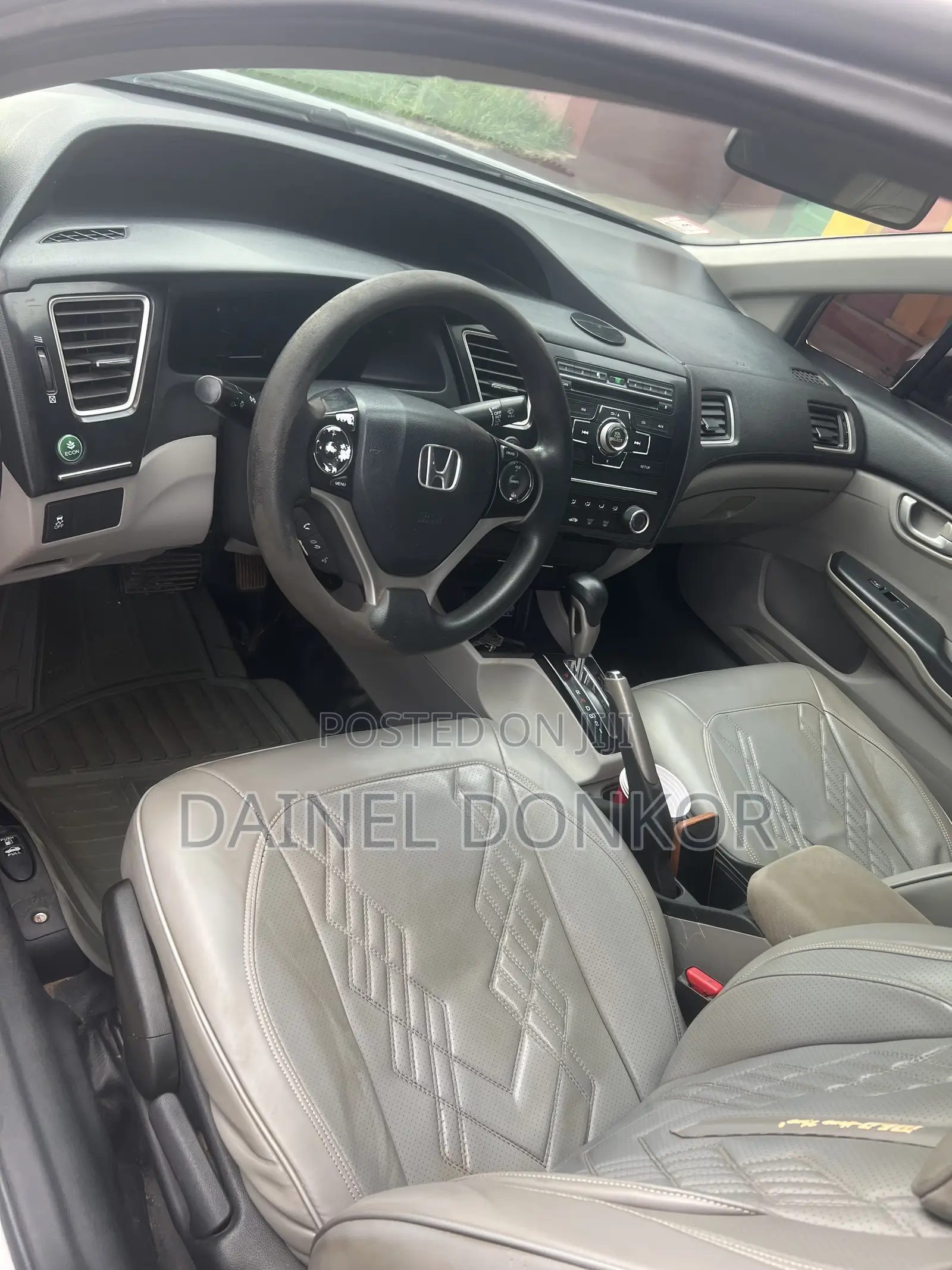 Honda Civic LX 4dr Sedan (1.8L 4cyl 5M) 2014 Silver