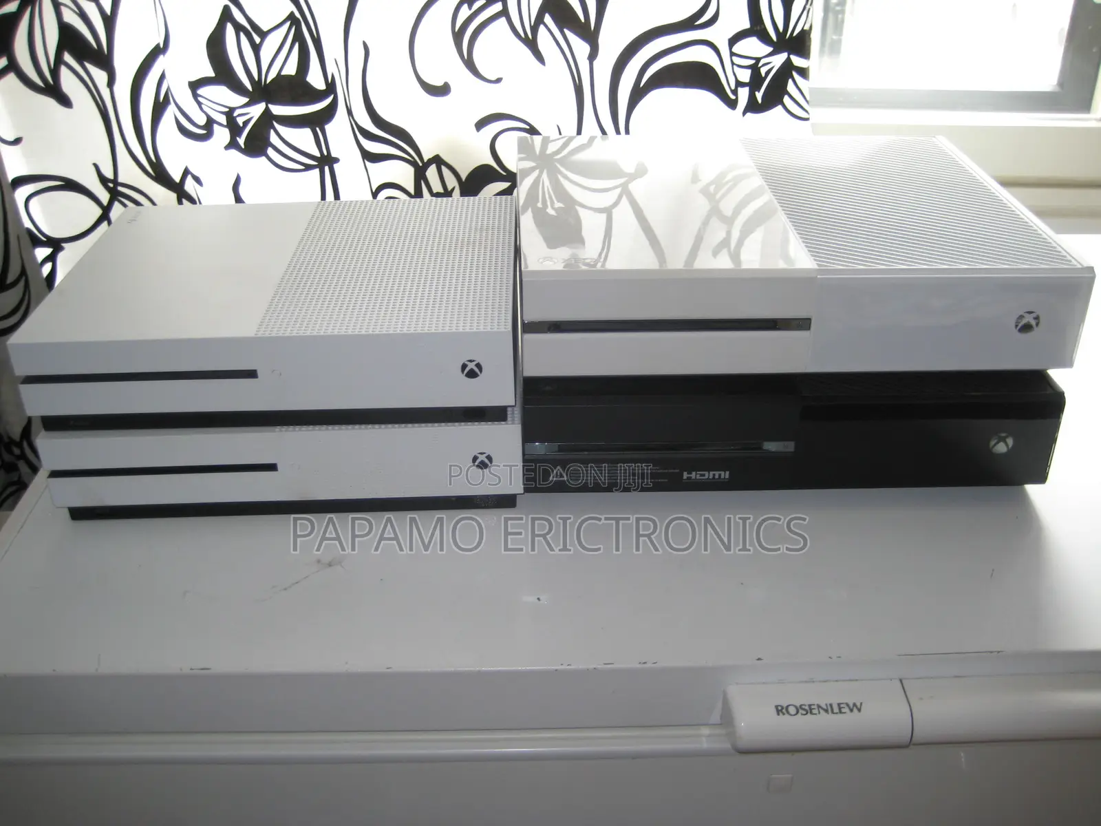 Microsoft Xbox One S 1tb White Complete Controller Original