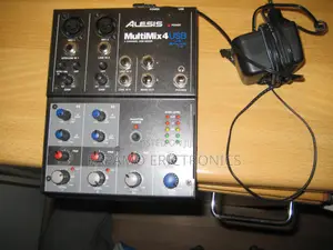 Alesis Multimix 4 Usb Mixing Console Black