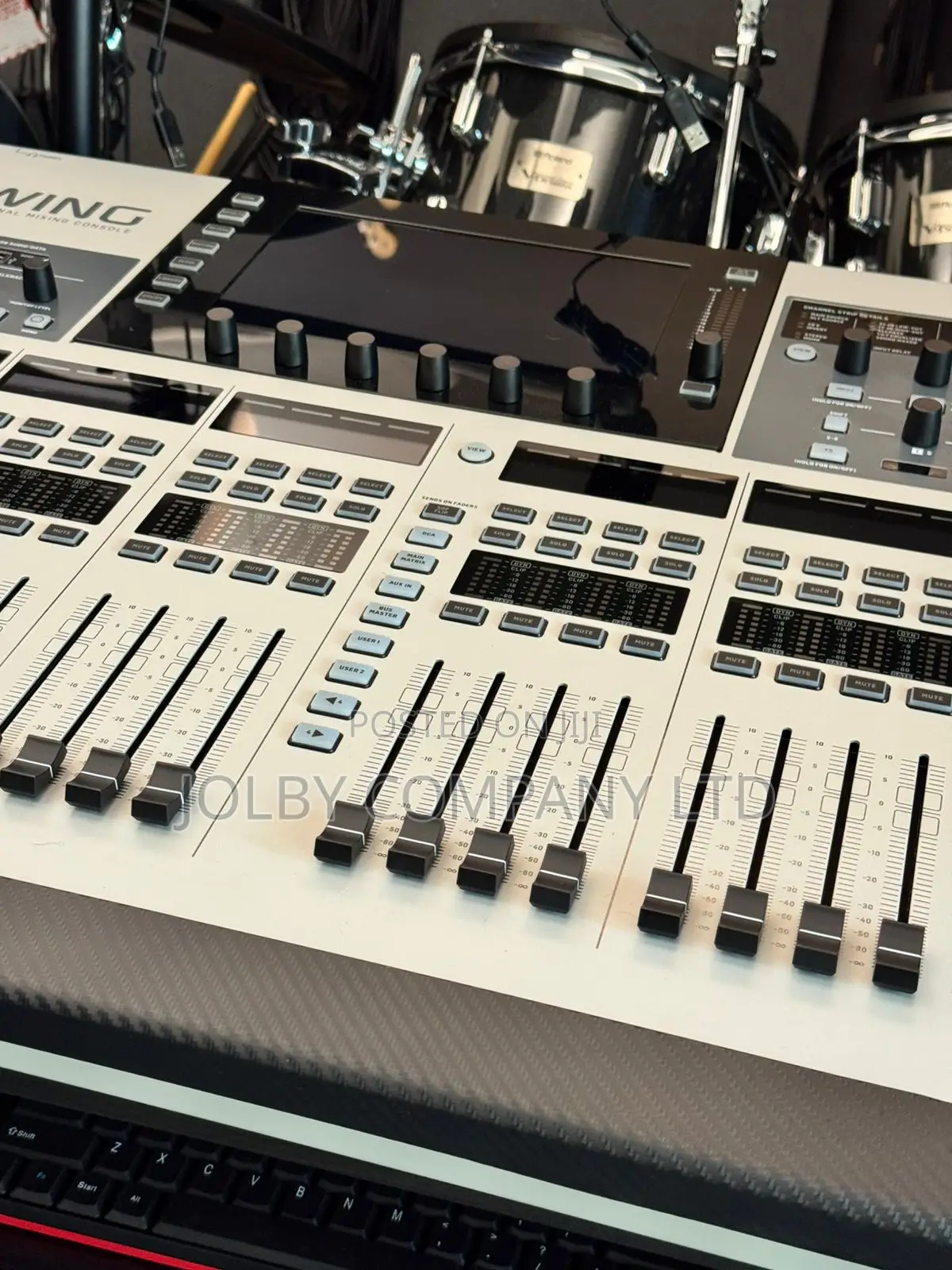 Behringer Wing With Stage Box and Cat 6 100 M