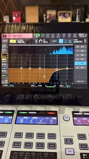 Behringer Wing With Stage Box and Cat 6 100 M