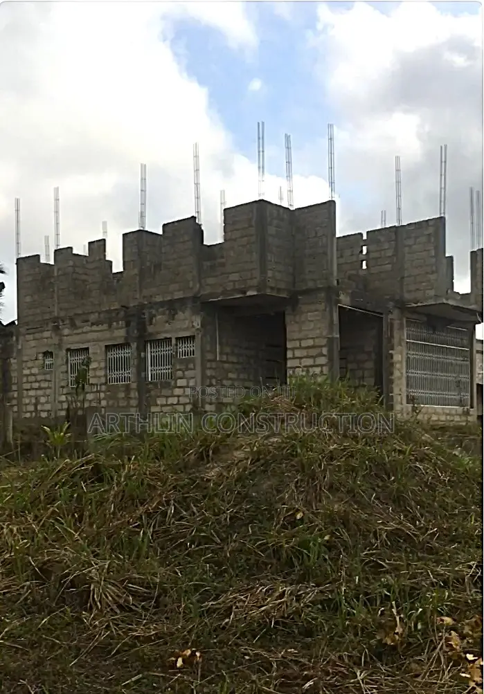 6bdrm House in Agona West Municipal for sale