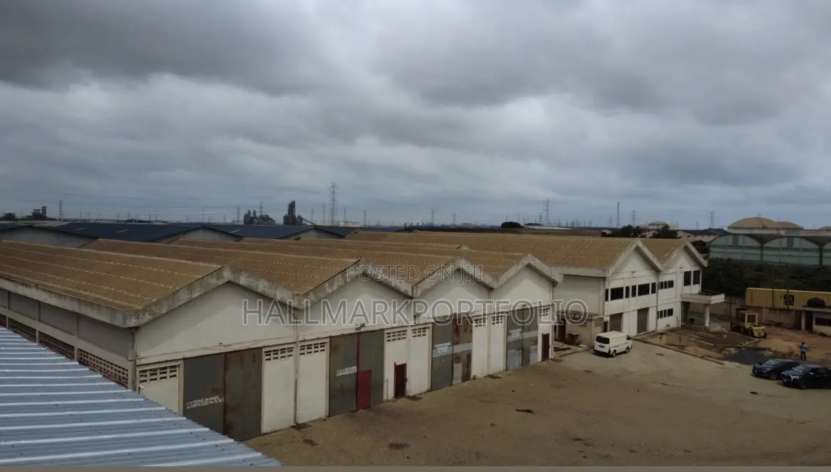 2440sqm Warehouse With 1260sqm Office Space Tema Industrial Area