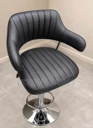 Bar Stool Features
