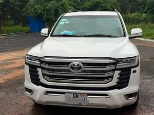 Toyota Land Cruiser 4.5 V8 DSL 2014 White