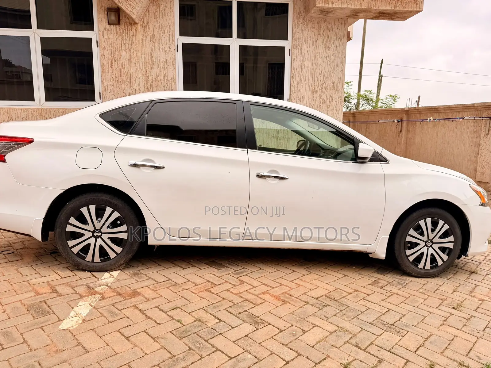 Nissan Sentra S 4dr Sedan (1.8L 4cyl 6M) 2015 White