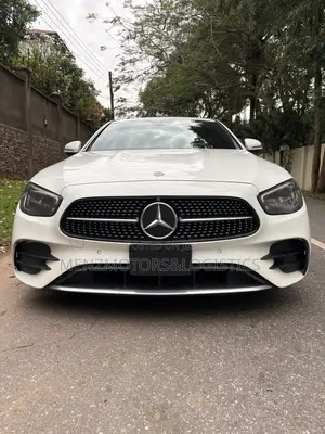 Mercedes-Benz E350 2021 White