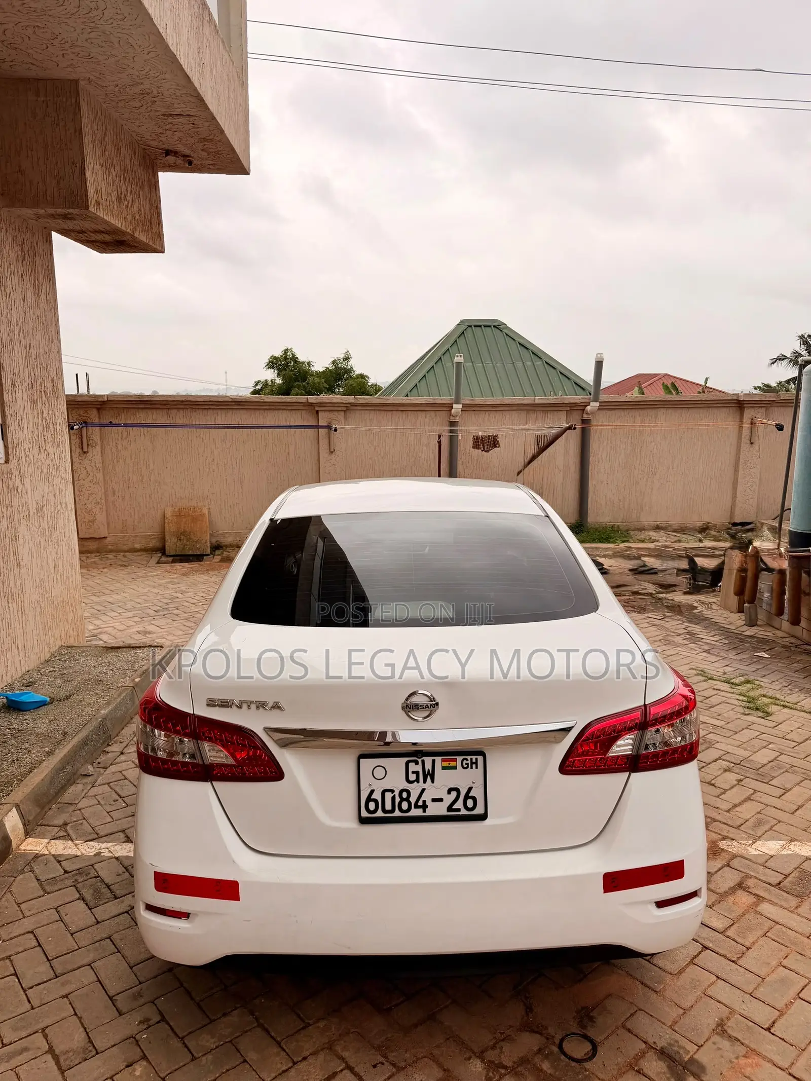 Nissan Sentra S 4dr Sedan (1.8L 4cyl 6M) 2015 White