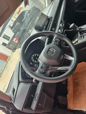 Honda CR-V LX 2WD 2025 Black