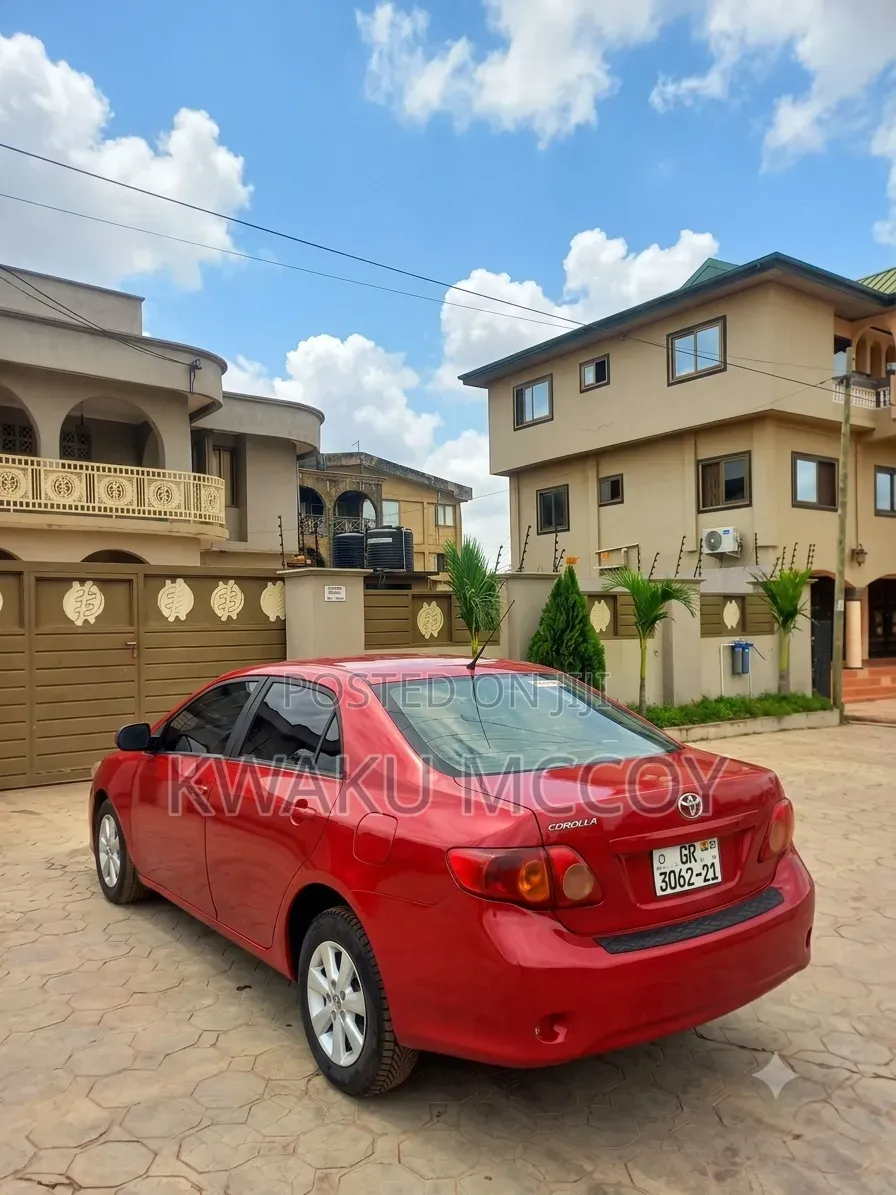 Toyota Corolla LE 4dr Sedan (1.8L 4cyl 4A) 2010 Red