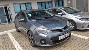 Toyota Corolla LE Plus 4dr Sedan (1.8L 4cyl CVT) 2015 Gray