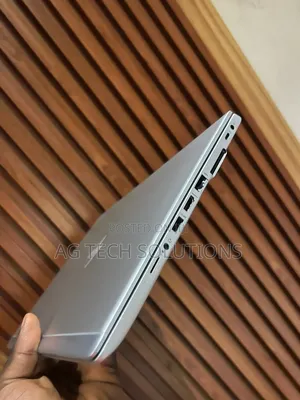 Laptop HP EliteBook 840 G6 16GB Intel Core i7 SSD 256GB
