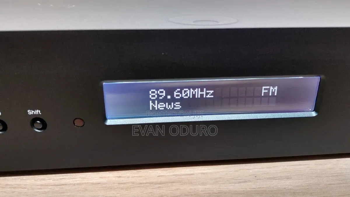 High Quality Cambridge Audio Azur Digital Dab/Fm Tuner
 Radio