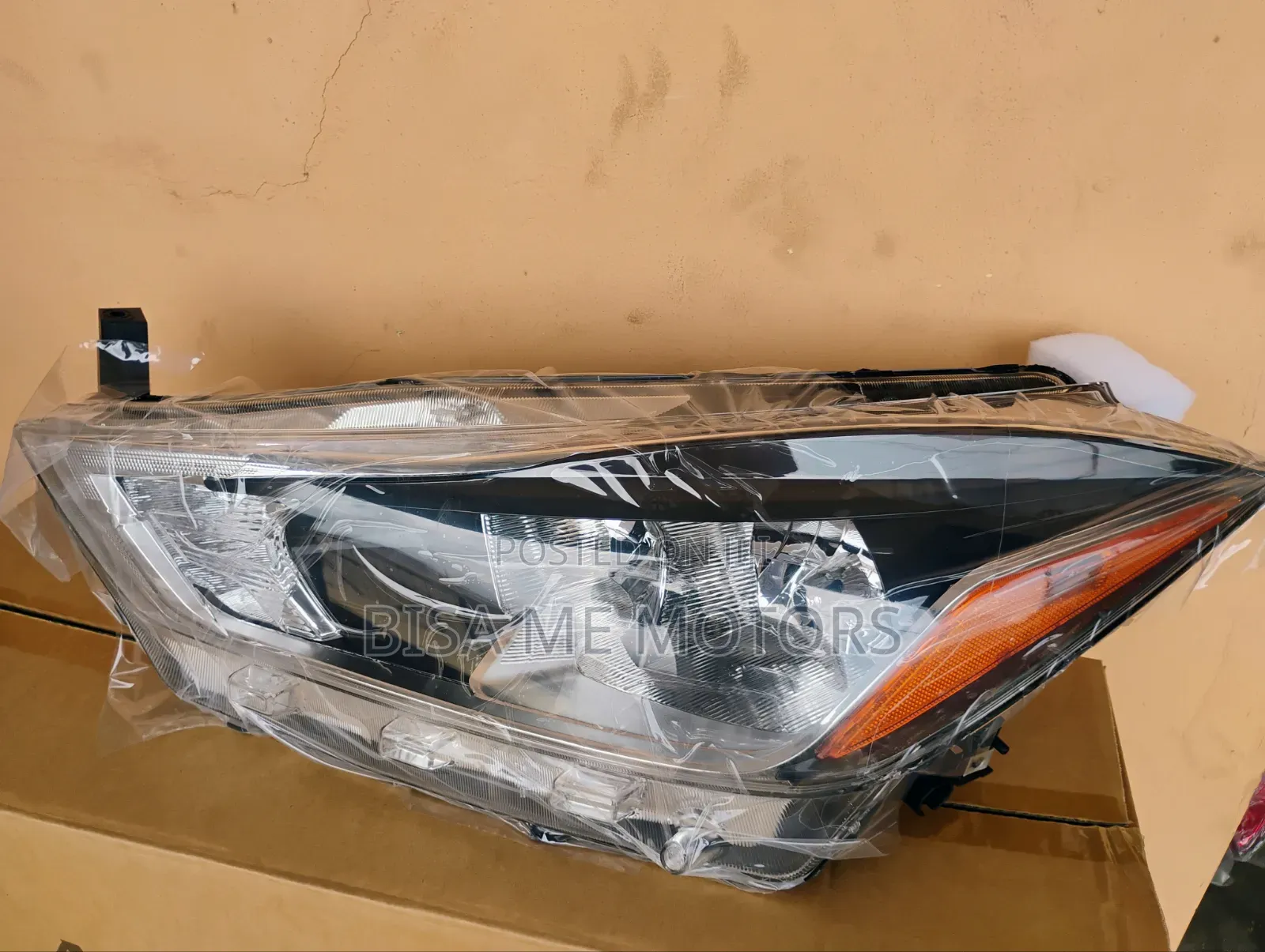 Nissan Kicks 2015/2016/2017/2018/2019 Headlight