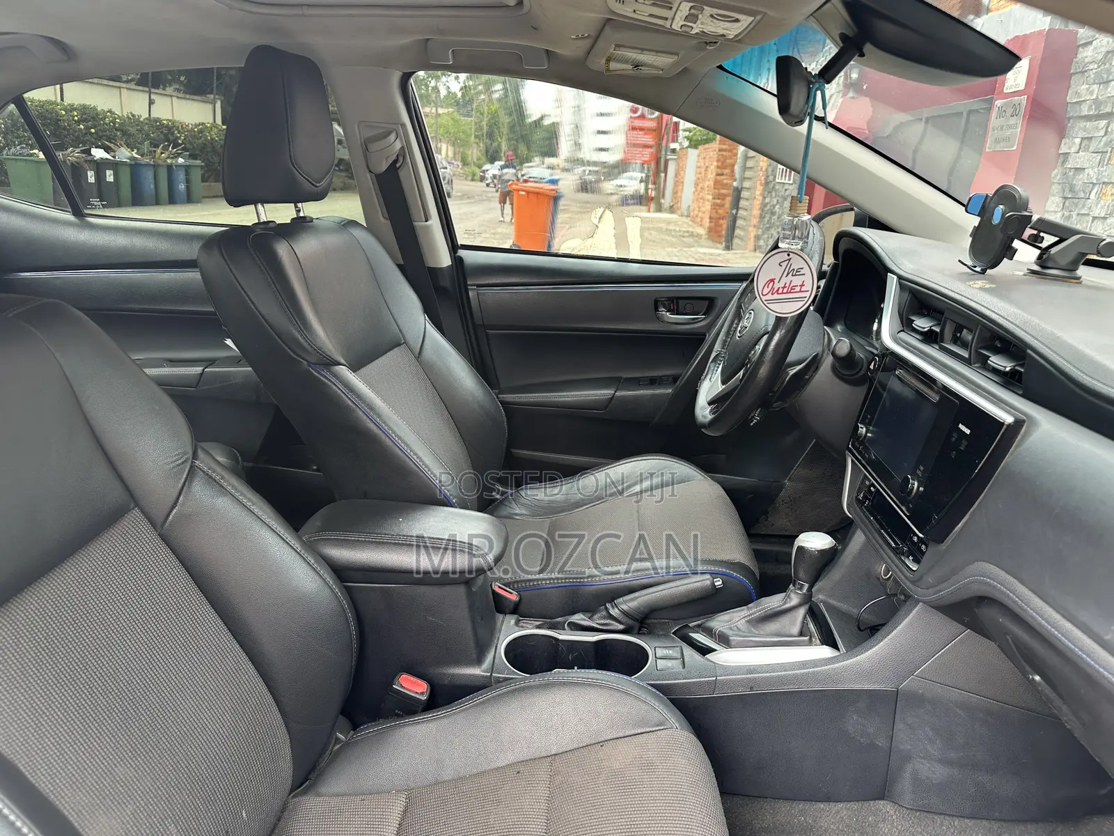 Toyota Corolla 2017 Gray