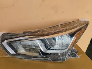 Nissan Versa 2020/2021/2022/2023/2024 Headlight