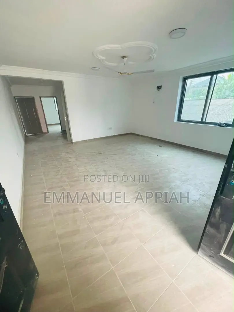 3bdrm House in Ablekuma Odumase for sale