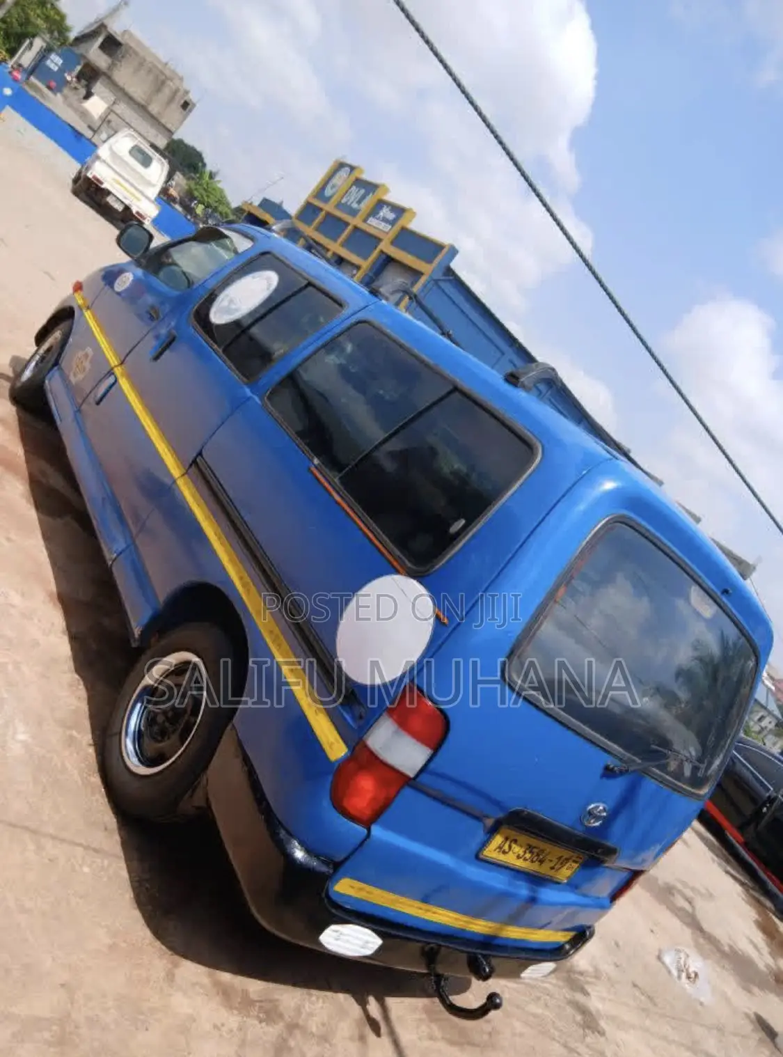 Toyota HiAce 2004 Blue