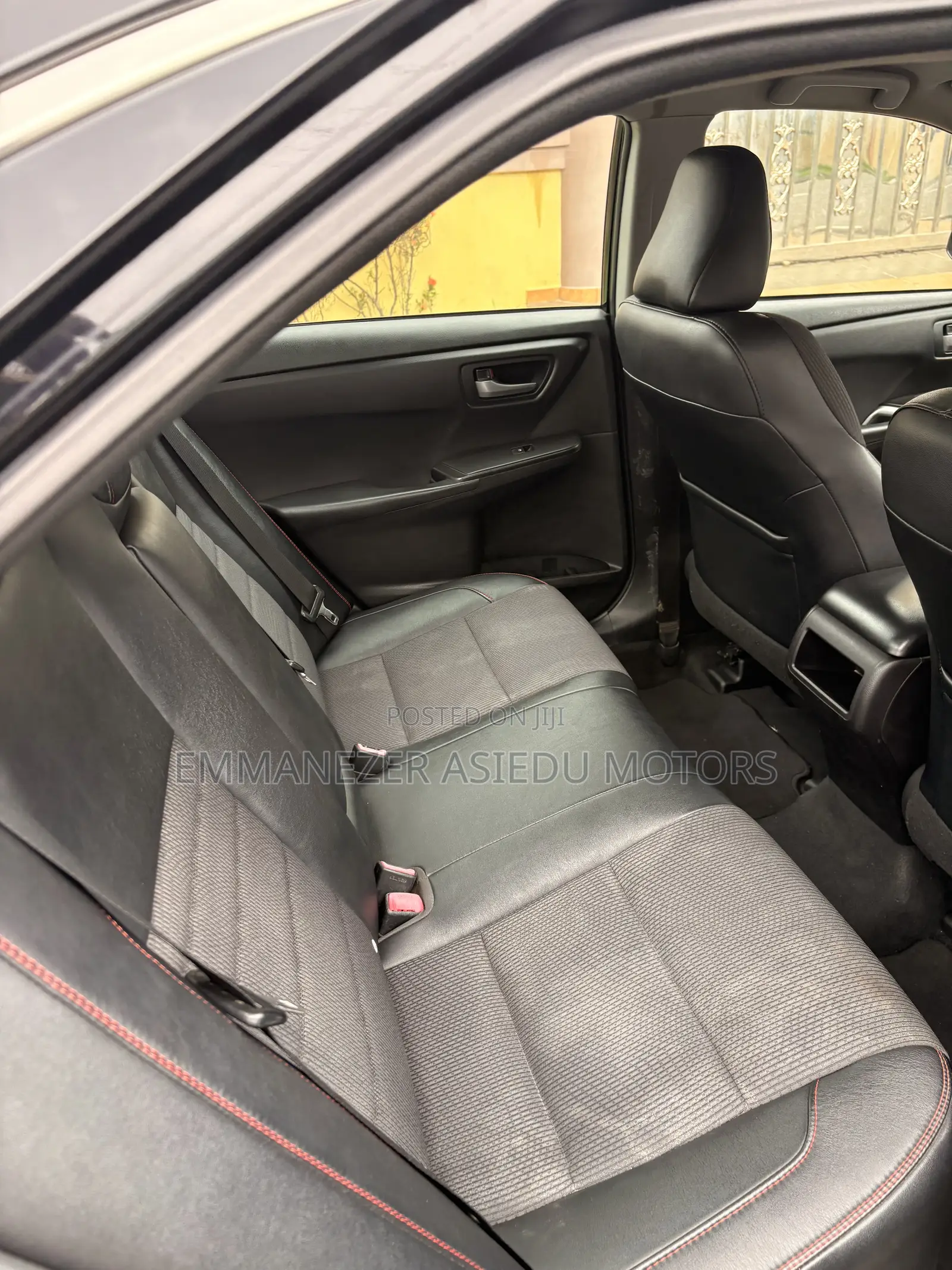 Toyota Camry SE 4dr Sedan (2.5L 4cyl 6A) 2017 Black