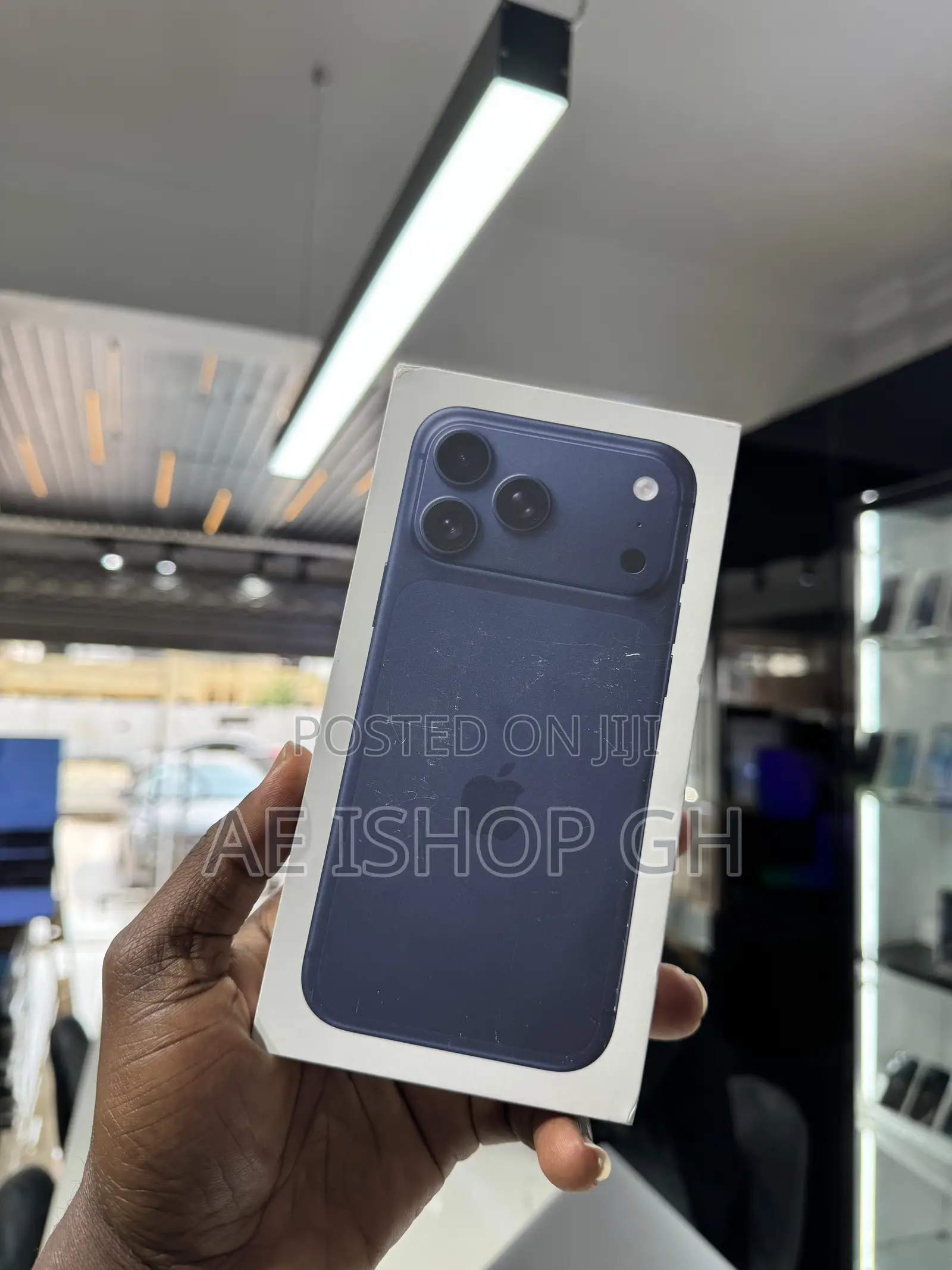 New Apple iPhone 17 Pro Max 256 GB Silver
