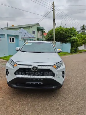 Toyota RAV4 2025 White
