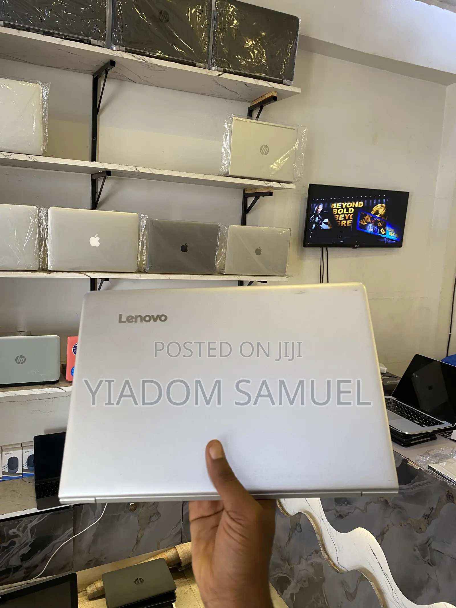 Laptop Lenovo IdeaPad 720S 8GB Intel Core i3 SSD 128GB