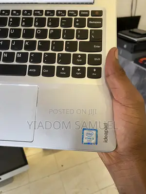 Laptop Lenovo IdeaPad 720S 8GB Intel Core i3 SSD 128GB