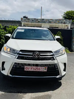 Toyota Highlander XLE 2019 White