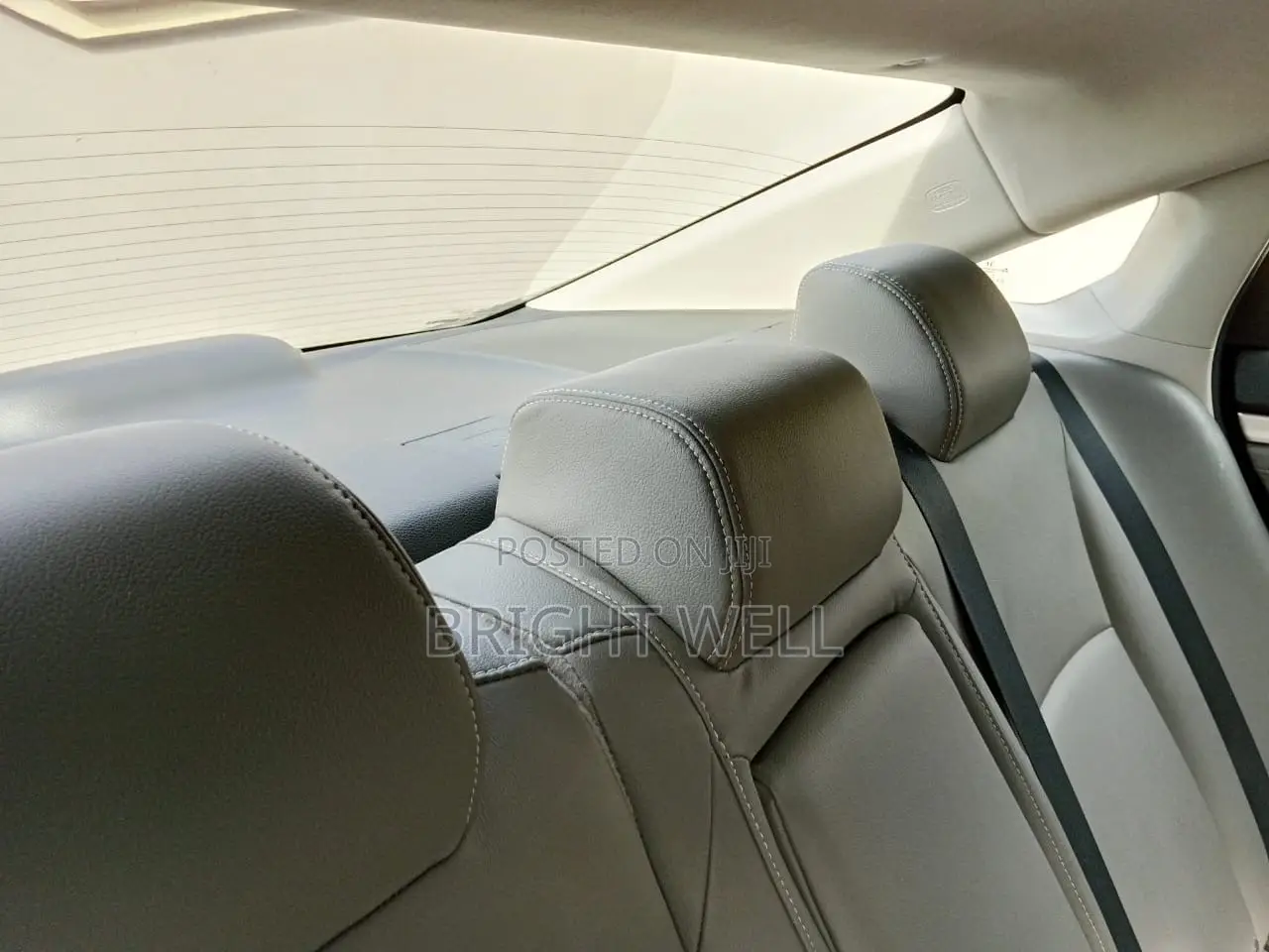 Honda Civic EX-L Hatchback 2020 Gray