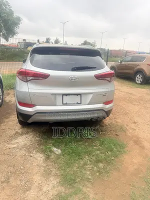 Hyundai Tucson Limited AWD 2018 Silver
