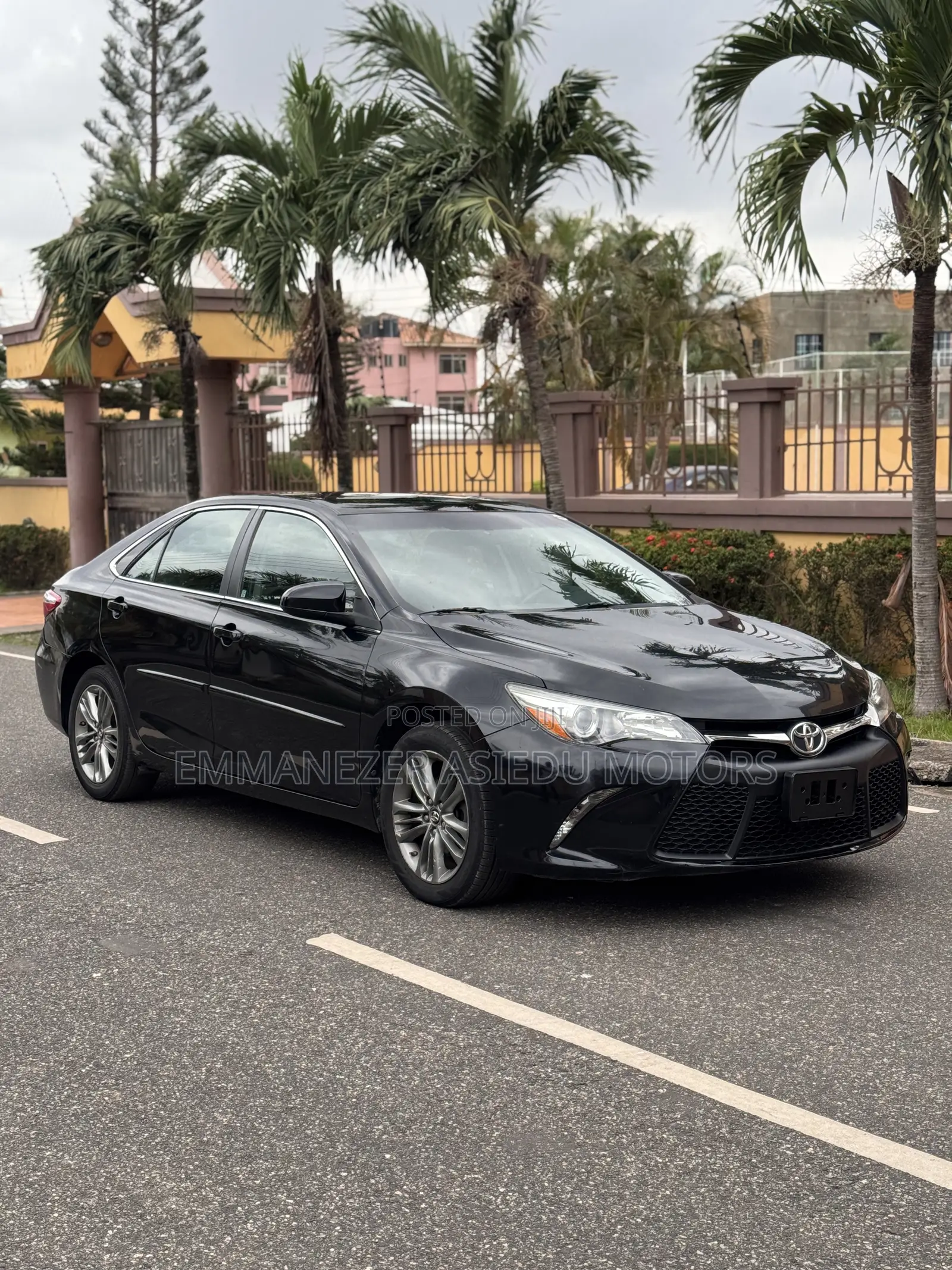 Toyota Camry SE 4dr Sedan (2.5L 4cyl 6A) 2017 Black