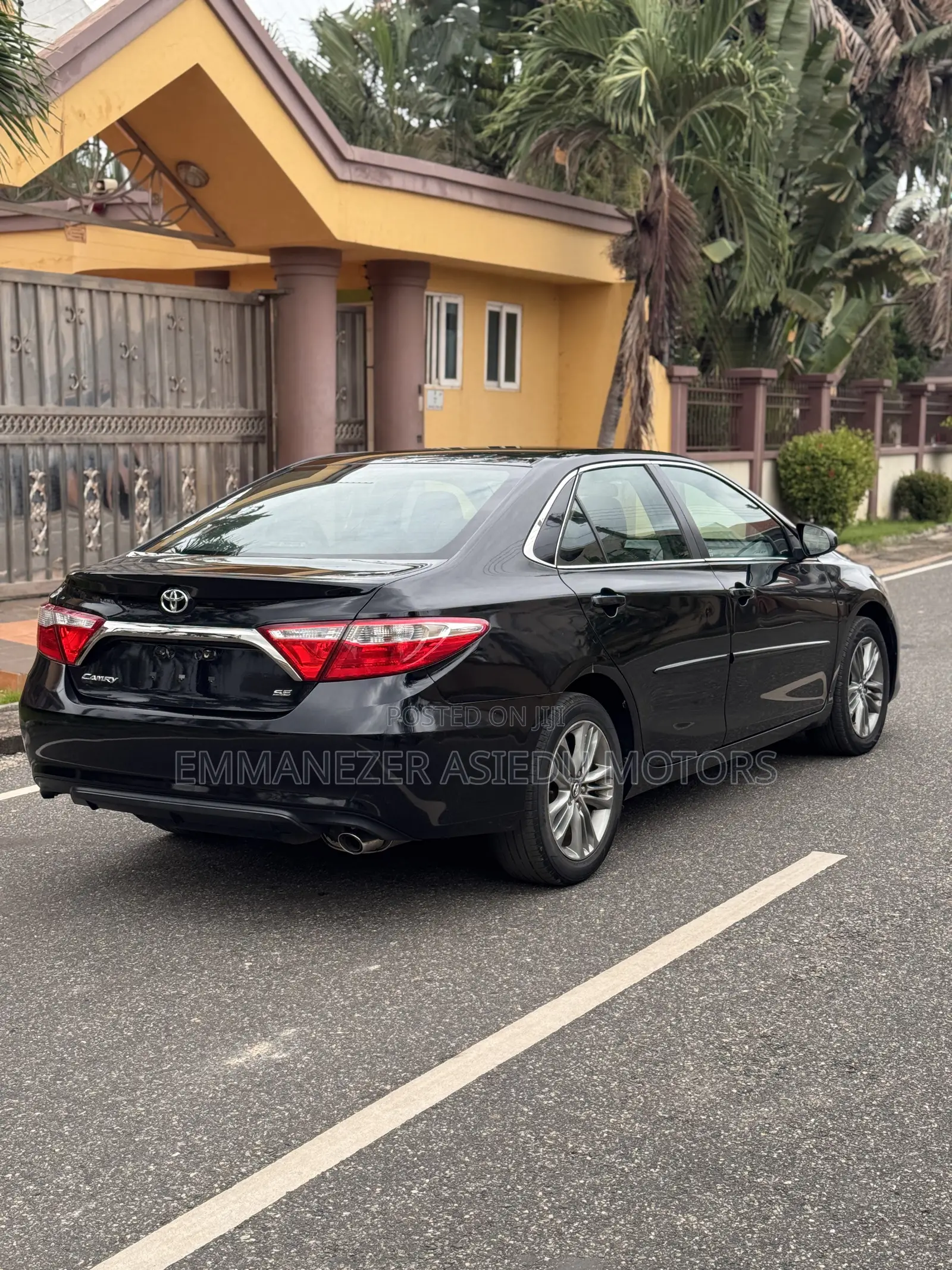 Toyota Camry SE 4dr Sedan (2.5L 4cyl 6A) 2017 Black