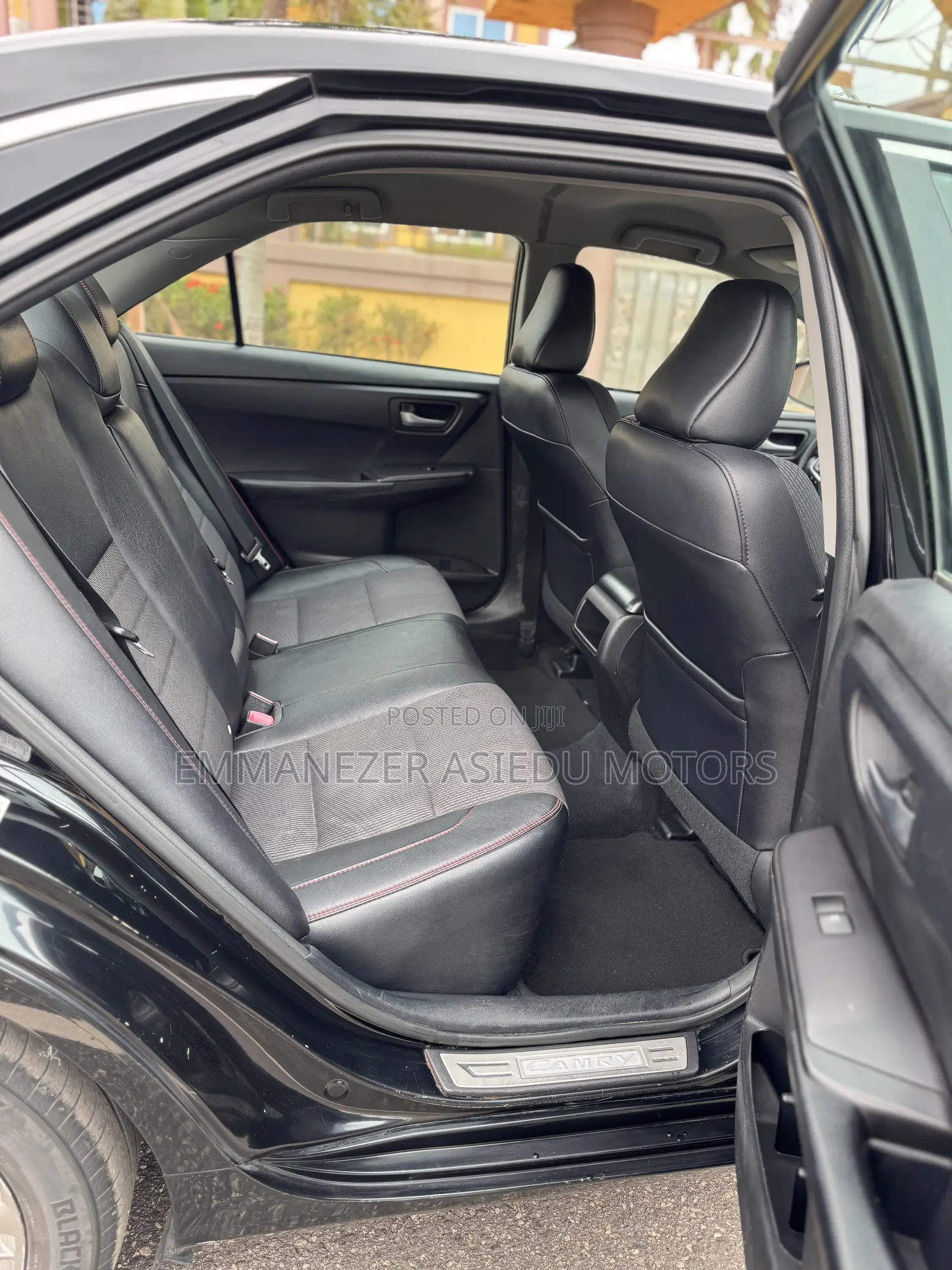 Toyota Camry SE 4dr Sedan (2.5L 4cyl 6A) 2017 Black