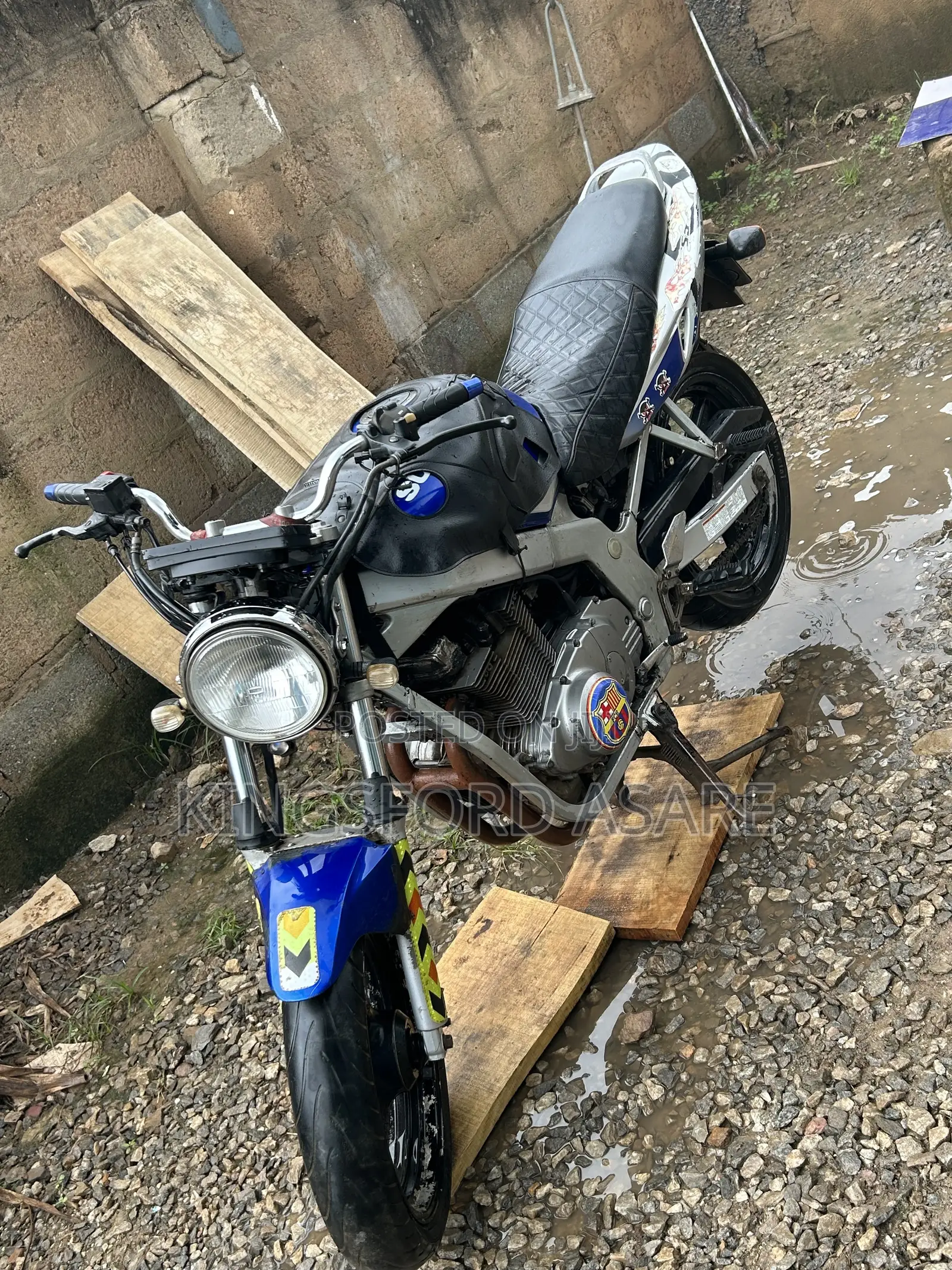 Suzuki GS 2009 Blue
