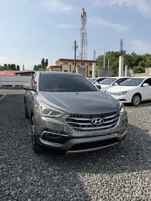 Hyundai Santa Fe 2018 Gray