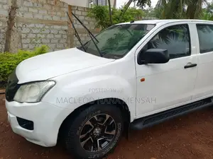 Isuzu D-MAX 2016 White