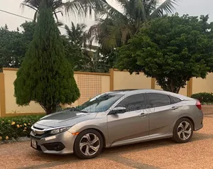Honda Civic Touring Sedan 2019 Gray