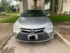 Toyota Camry 2015 Silver