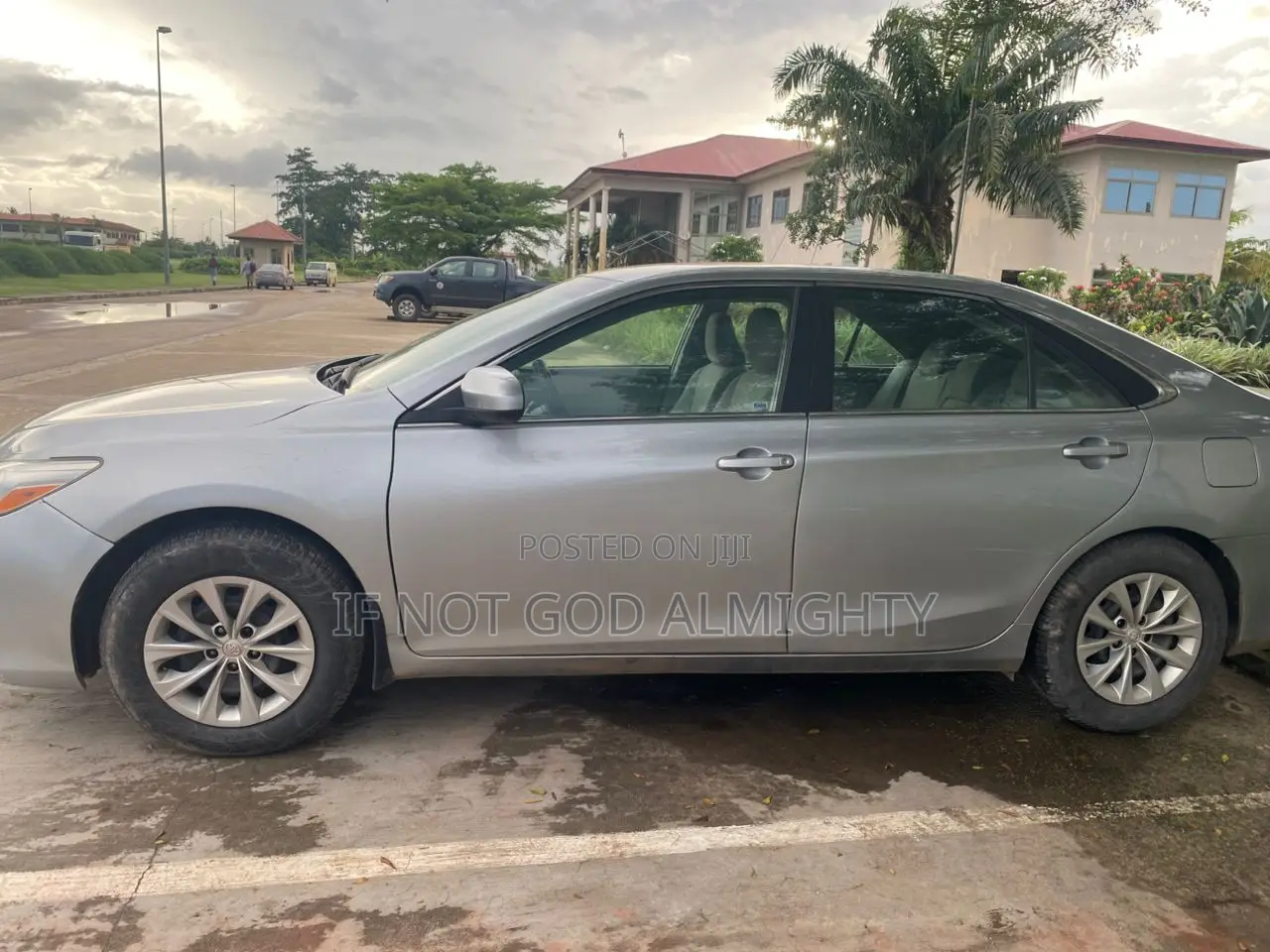 Toyota Camry 2015 Silver