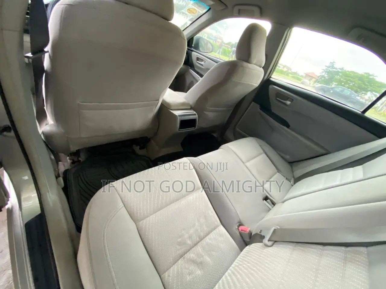 Toyota Camry 2015 Silver