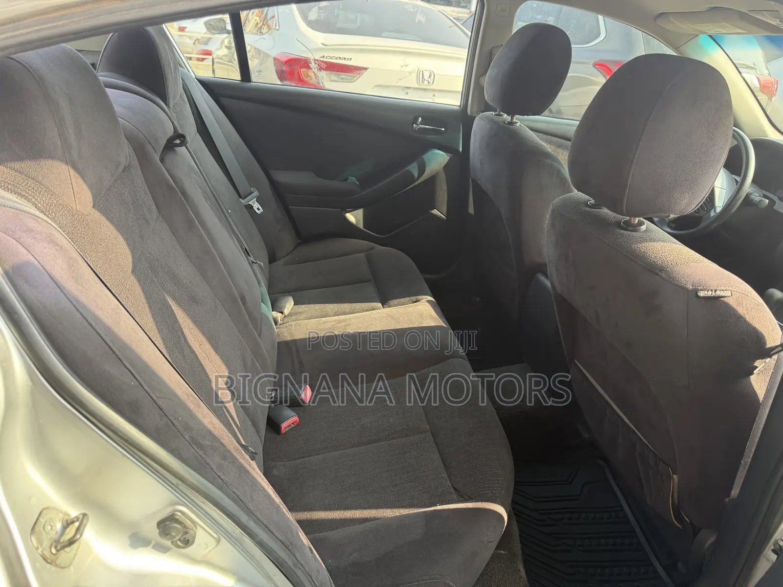 Nissan Altima 2.5 S Sedan 2012 Silver