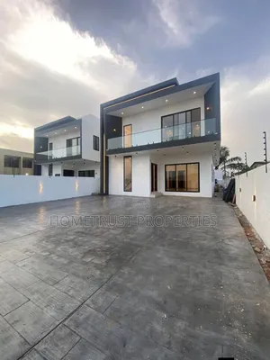 4bdrm Duplex in Spintex Sakumono, Baatsona Total for sale