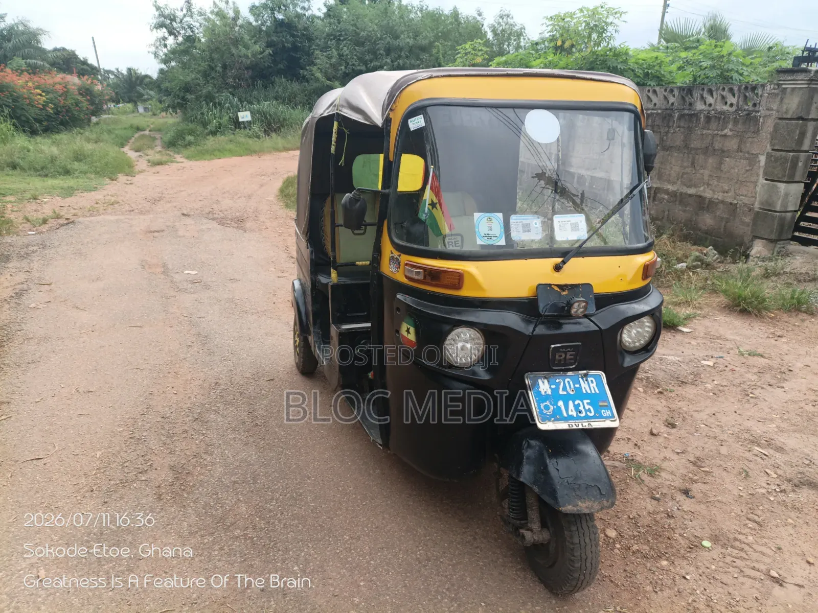 Bajaj RE 2020 Black